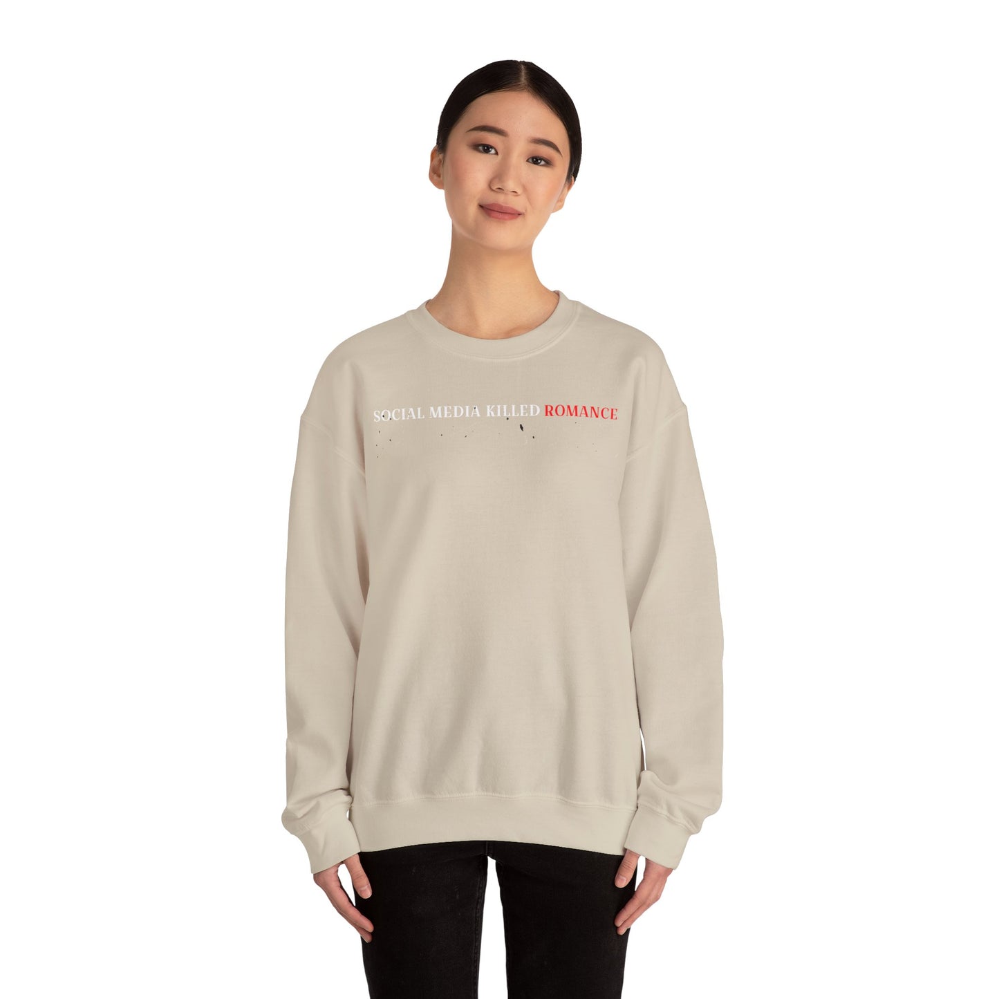 Romantic Heart Sweatshirt - Unisex Cozy Crewneck for Valentine's Day, Gift for Couples, Love, Casual Chic Style, Seasonal Comfort